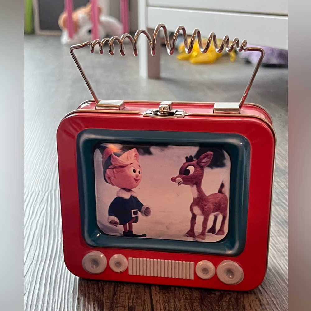 Retro Red TV Tin Rudolph Lunchbox